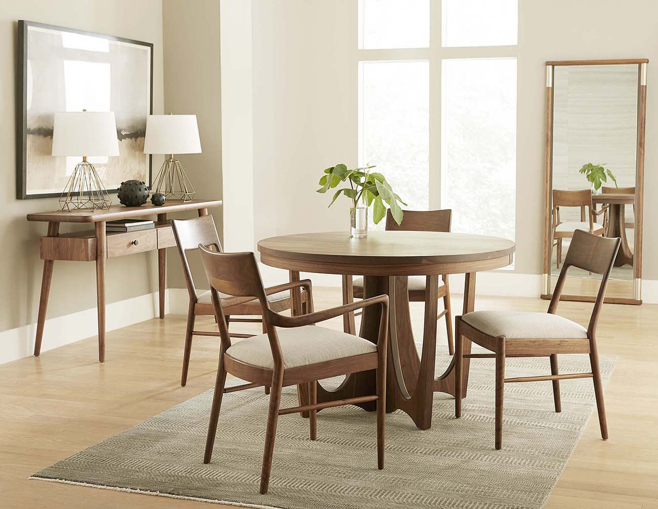 Walnut Grove Round Dining Table - Stickley Brand